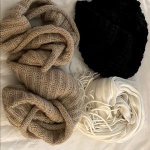 Multiple scarves set